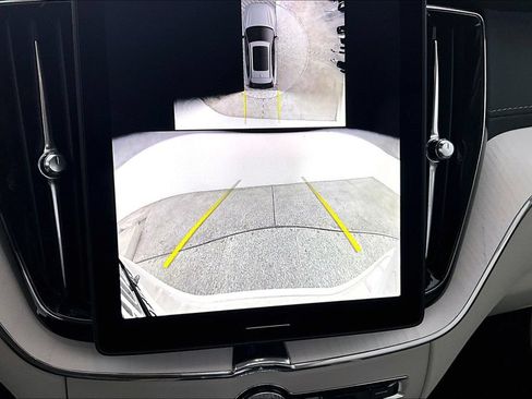 New 2026 Volvo XC60 T8 Ultra w/ Protection Package Premier AWD/4WD image 21