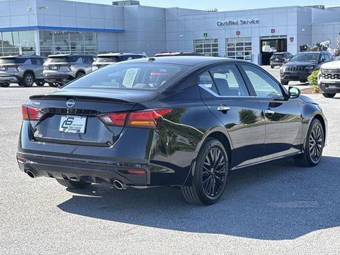 Used 2025 Nissan Altima 2.5 SV w/ SV Special Edition Package FWD image 25
