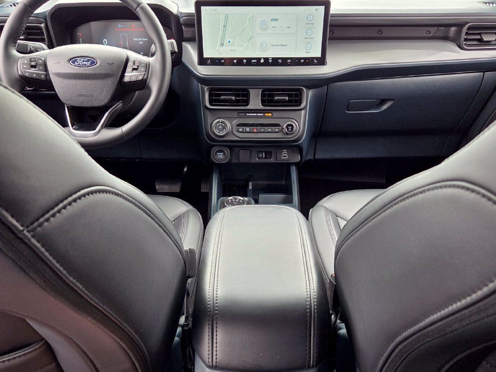 Used 2025 Ford Maverick Lariat w/ Black Appearance Package AWD/4WD image 6