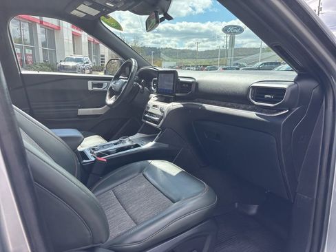 Used 2022 Ford Explorer Timberline w/ Timberline Technology Package AWD/4WD image 12