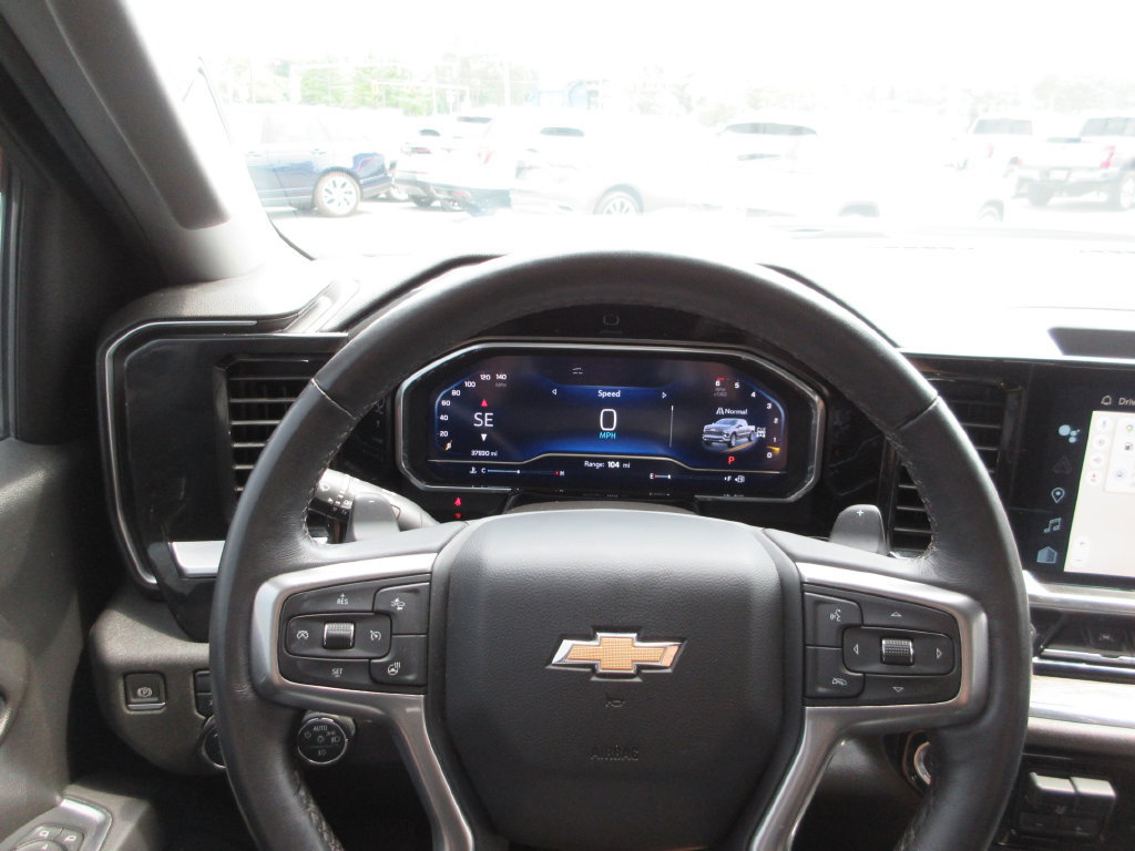 Certified 2023 Chevrolet Silverado 1500 LTZ w/ LTZ Premium Package AWD/4WD image 36