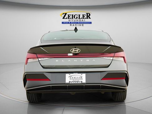 New 2026 Hyundai Elantra SEL Sport Premium FWD image 7