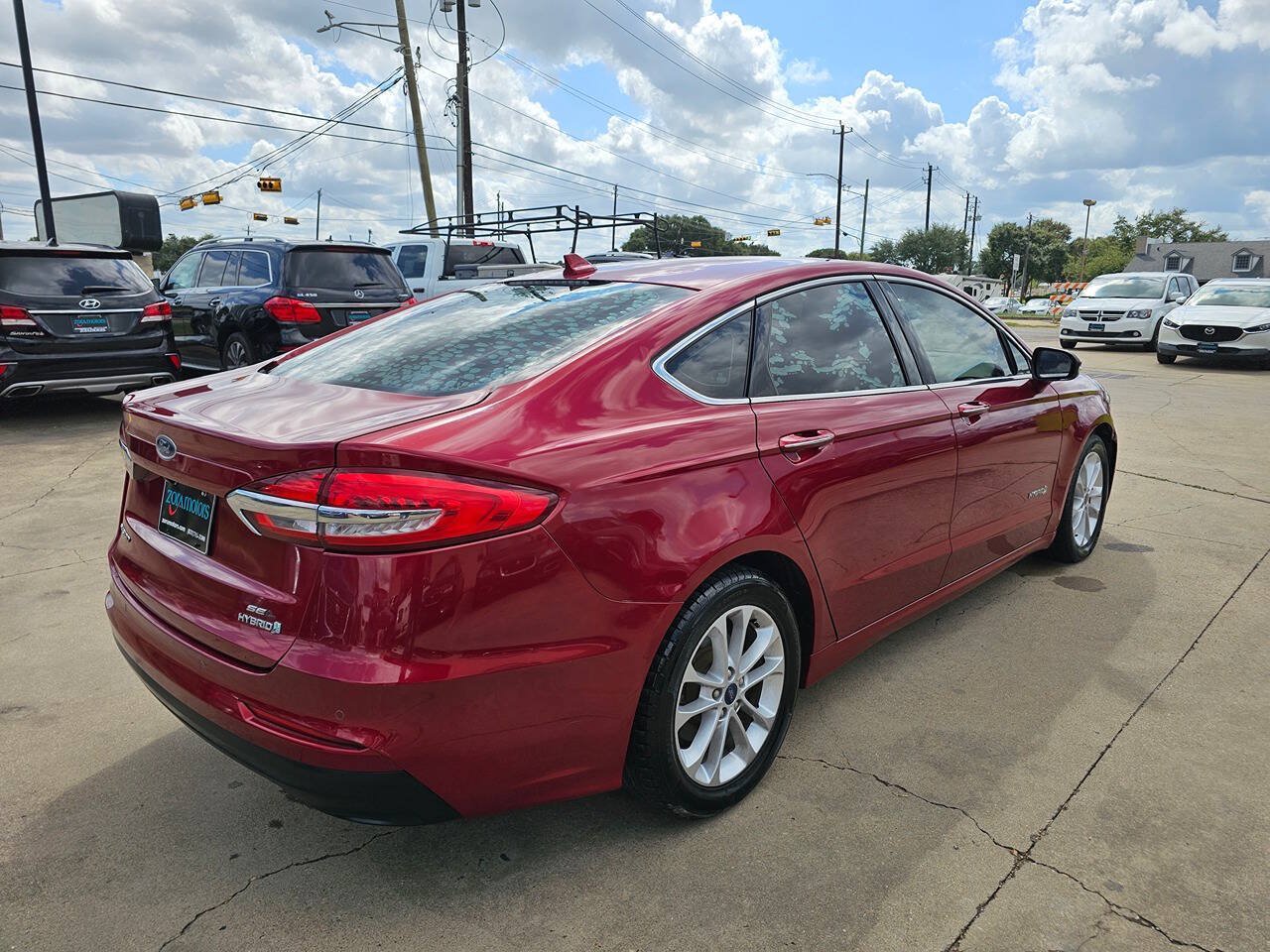 Used 2019 Ford Fusion SEL FWD image 4