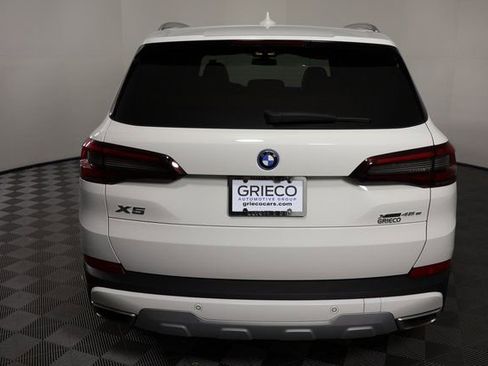 Used 2022 BMW X5 xDrive45e w/ Executive Package image 7