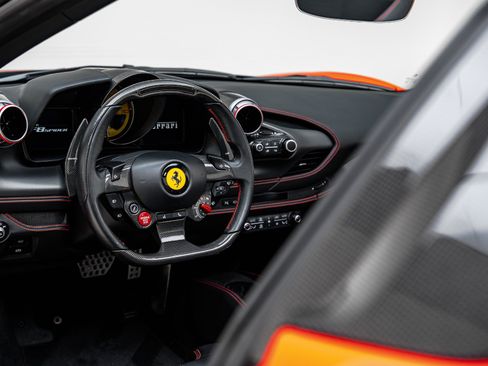 Used 2022 Ferrari F8 Tributo RWD image 51