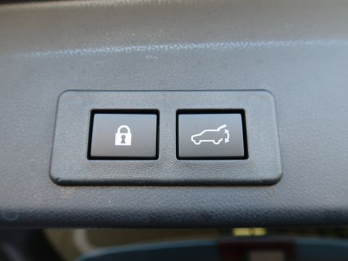 Used 2024 Subaru Ascent Touring w/ Popular Package #2 AWD/4WD image 37