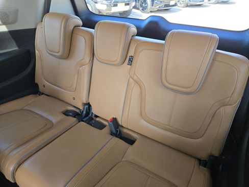 Used 2025 INFINITI QX80 Sensory AWD/4WD image 25