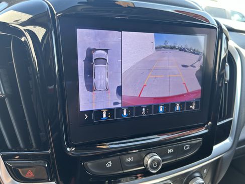 Used 2020 Chevrolet Traverse High Country AWD/4WD image 34