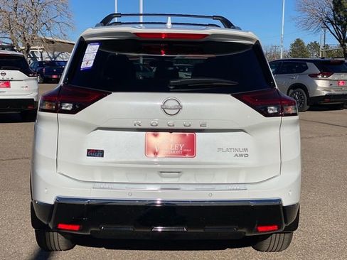 New 2026 Nissan Rogue Platinum image 4