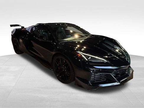 Used 2025 Chevrolet Corvette Z06 w/ Z07 Performance Package RWD image 7