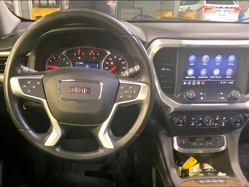 Used 2021 GMC Acadia SLE w/ Driver Convenience Package image 5