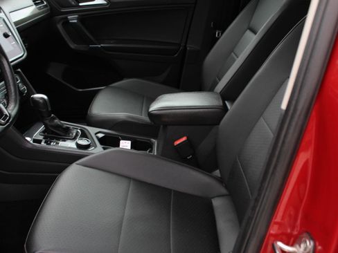 Used 2020 Volkswagen Tiguan S AWD/4WD image 15