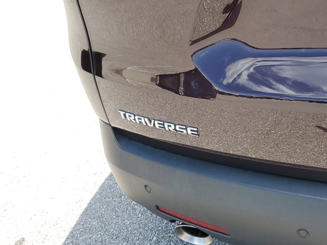 Used 2021 Chevrolet Traverse LT FWD image 7