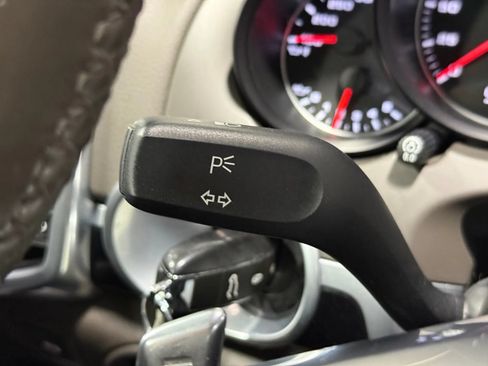 Used 2016 Porsche Cayenne AWD/4WD image 27