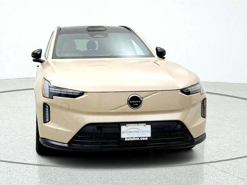 Used 2025 Volvo EX90 Ultra AWD/4WD image 2