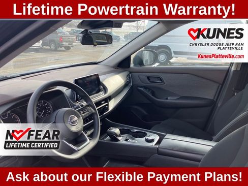 Used 2023 Nissan Rogue S image 33