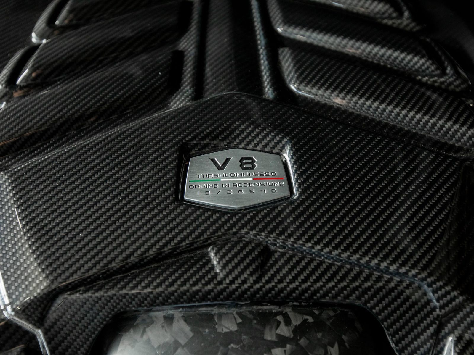 Used 2023 Lamborghini Urus Performante AWD/4WD image 32
