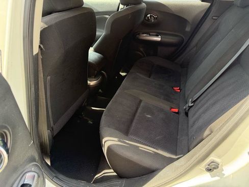 Used 2015 Nissan Juke SV FWD image 26