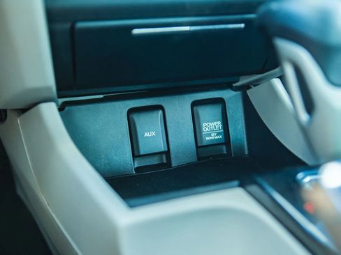 Used 2013 Honda Civic LX image 38