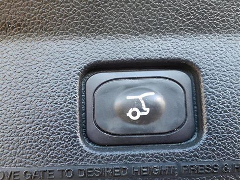 Certified 2018 Ford Explorer Sport w/ Equipment Group 401A image 18