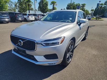 Used 2021 Volvo XC60 T5 Momentum w/ Protection Package