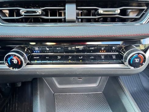 Used 2026 Chevrolet Equinox RS w/ Convenience Package III image 39