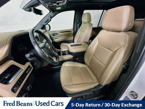 Used 2021 Chevrolet Tahoe Premier w/ Premium Package AWD/4WD image 29