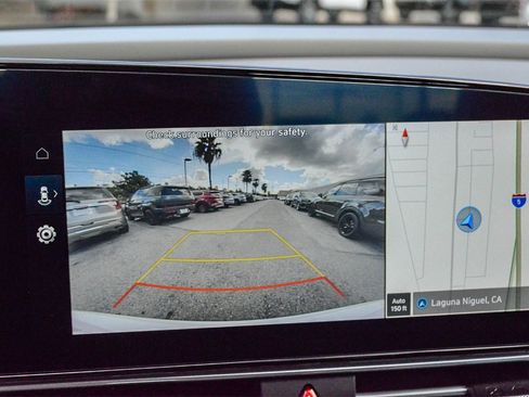 Certified 2024 Hyundai Elantra SEL image 25