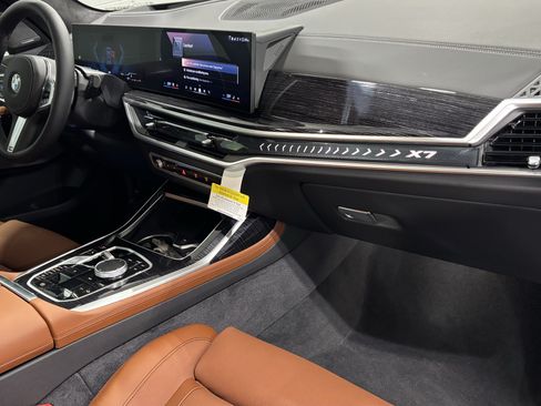 New 2027 BMW X7 xDrive40i w/ M Sport Package AWD/4WD image 25