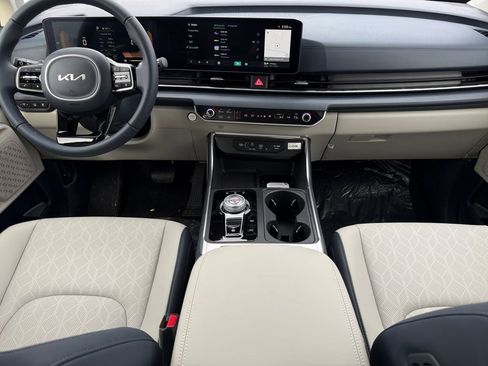 New 2026 Kia Carnival EX image 10