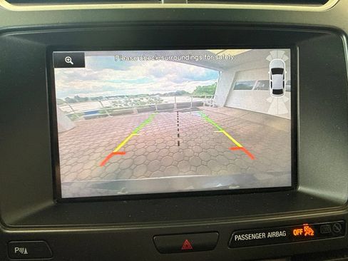 Used 2016 Ford Explorer XLT w/ Equipment Group 202A AWD/4WD image 25