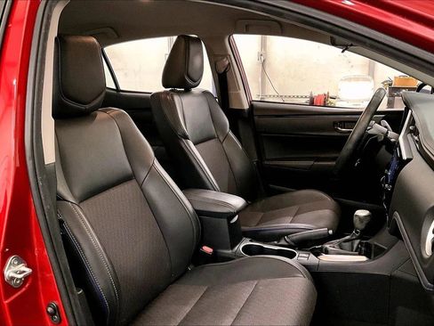 Used 2018 Toyota Corolla SE image 7