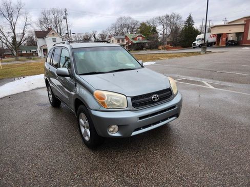 Used 2004 Toyota RAV4 2WD image 2