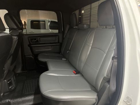 Used 2022 RAM 2500 Tradesman w/ Chrome Appearance Group image 20