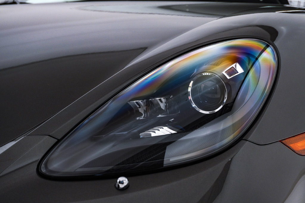 Used 2021 Porsche 718 Cayman RWD image 7