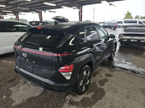 Used 2024 Hyundai Kona SEL w/ Convenience Package FWD image 3