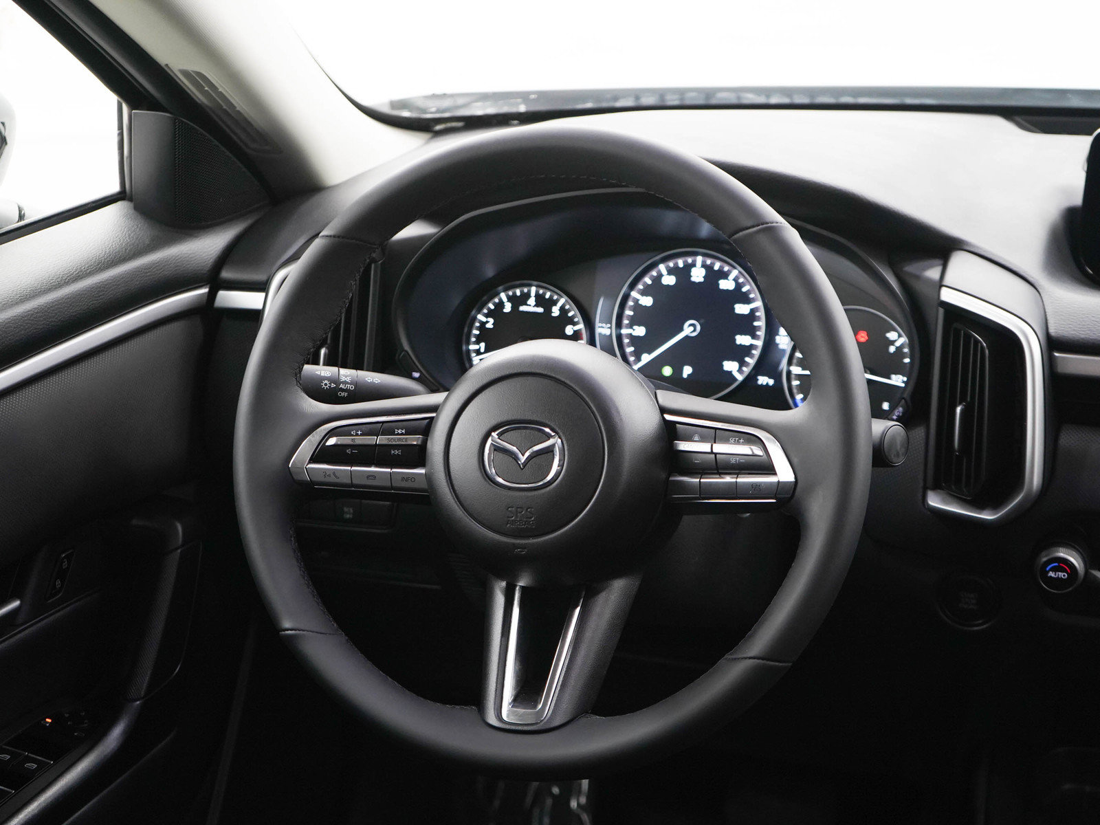 Used 2025 MAZDA CX-50 AWD 2.5 S w/ Preferred Package image 14