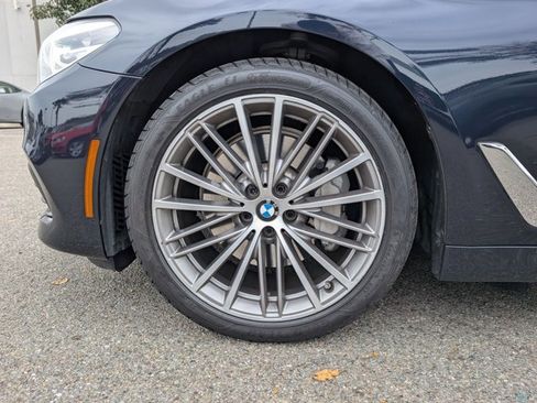 Used 2018 BMW 540i image 24