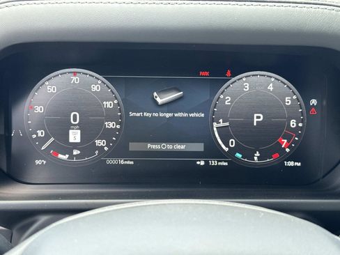 New 2026 Land Rover Defender 110 X-Dynamic SE AWD/4WD image 30