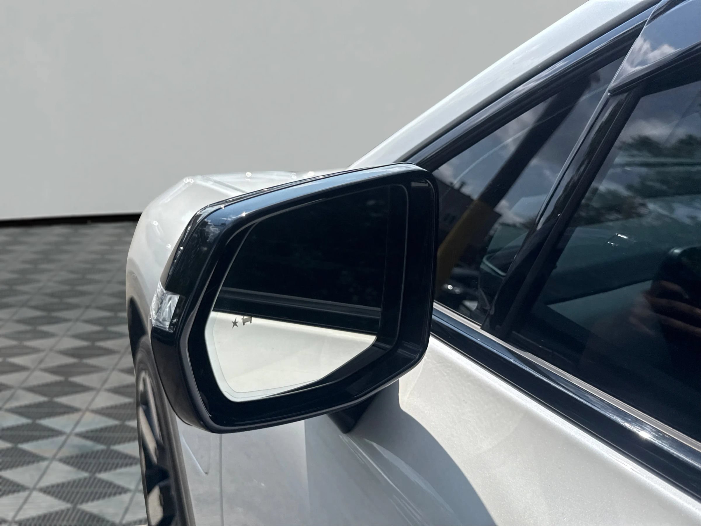 Used 2024 Honda Prologue Elite image 25