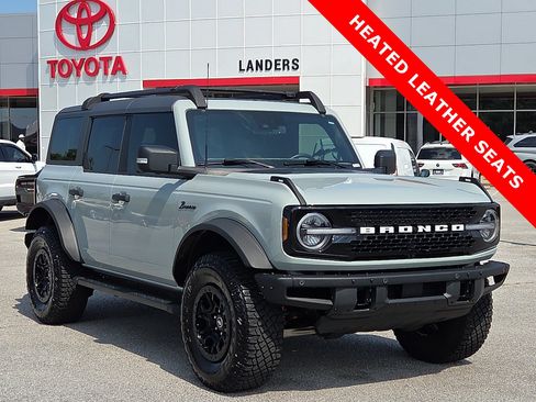 Used 2024 Ford Bronco Wildtrak AWD/4WD image 1