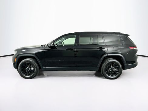 Used 2024 Jeep Grand Cherokee L Laredo AWD/4WD image 4