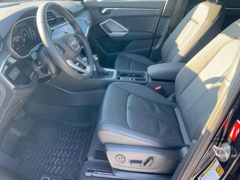 Certified 2025 Audi Q3 2.0T Premium Plus w/ Premium Plus Package image 5