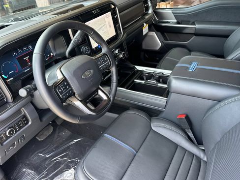 New 2026 Ford F350 Platinum w/ FX4 Off-Road Package AWD/4WD image 9