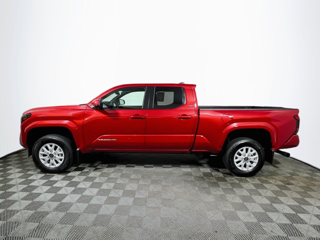 Certified 2026 Toyota Tacoma SR5 AWD/4WD image 4