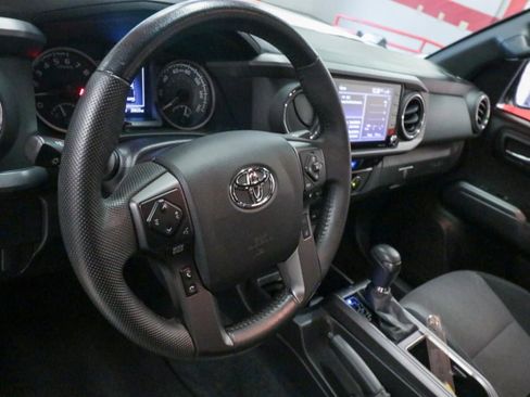 Used 2023 Toyota Tacoma TRD Off-Road image 14