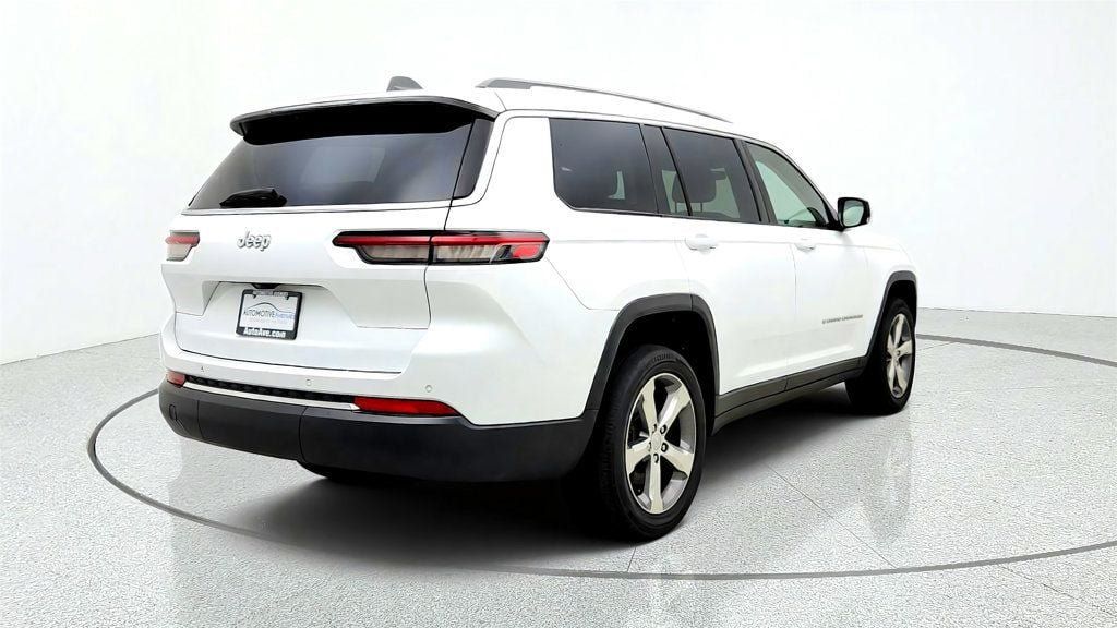 Used 2022 Jeep Grand Cherokee L Limited AWD/4WD image 5
