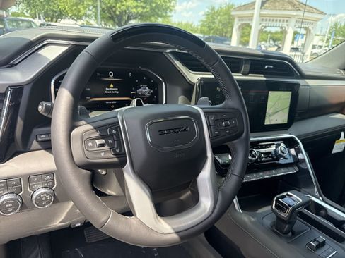 New 2026 GMC Sierra 1500 Denali w/ Technology Package AWD/4WD image 14