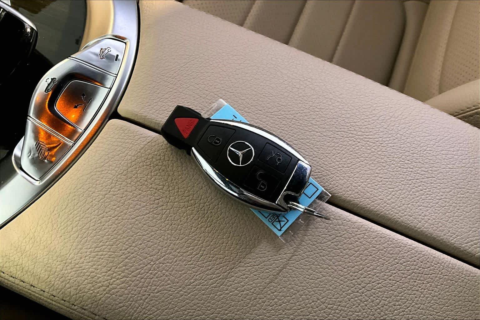 Used 2018 Mercedes-Benz C 300 4MATIC Cabriolet image 15