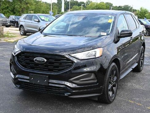 Certified 2023 Ford Edge SE w/ Black Appearance Package AWD/4WD image 5